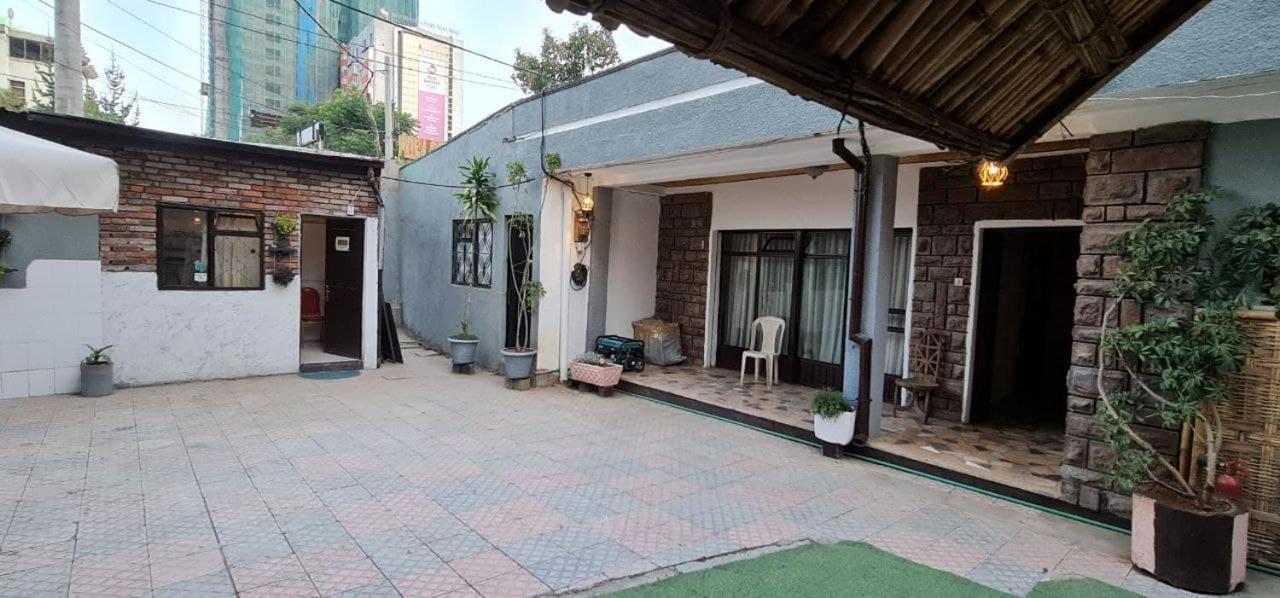 Lucy Guest House Addis Ababa Bagian luar foto