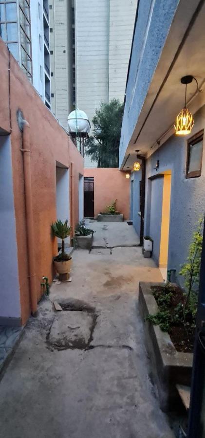 Lucy Guest House Addis Ababa Bagian luar foto